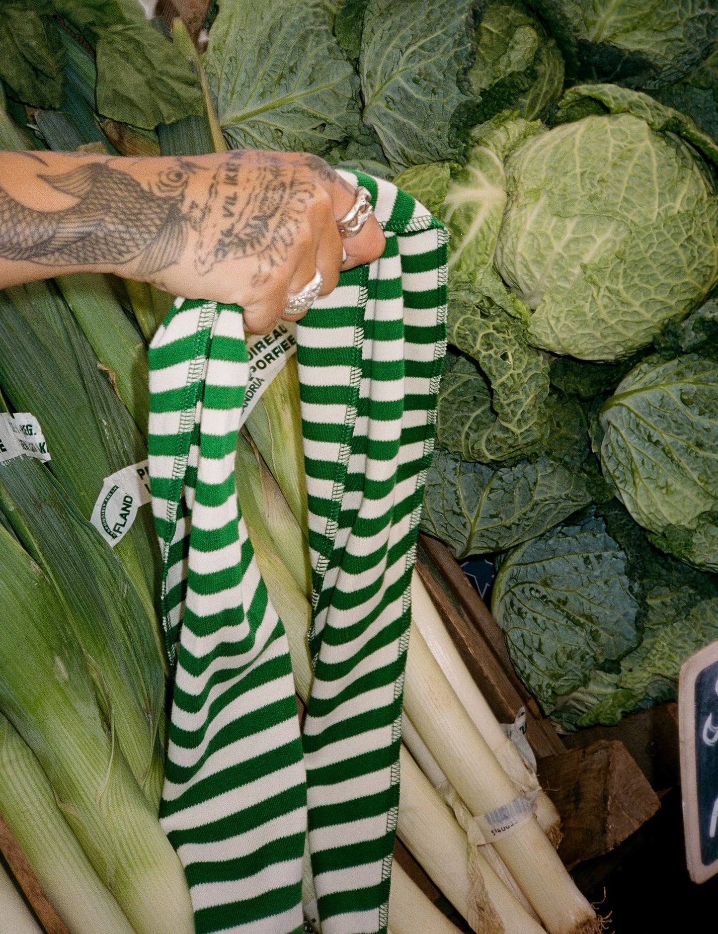 NPS Scarf Triangle, Green/Ecru