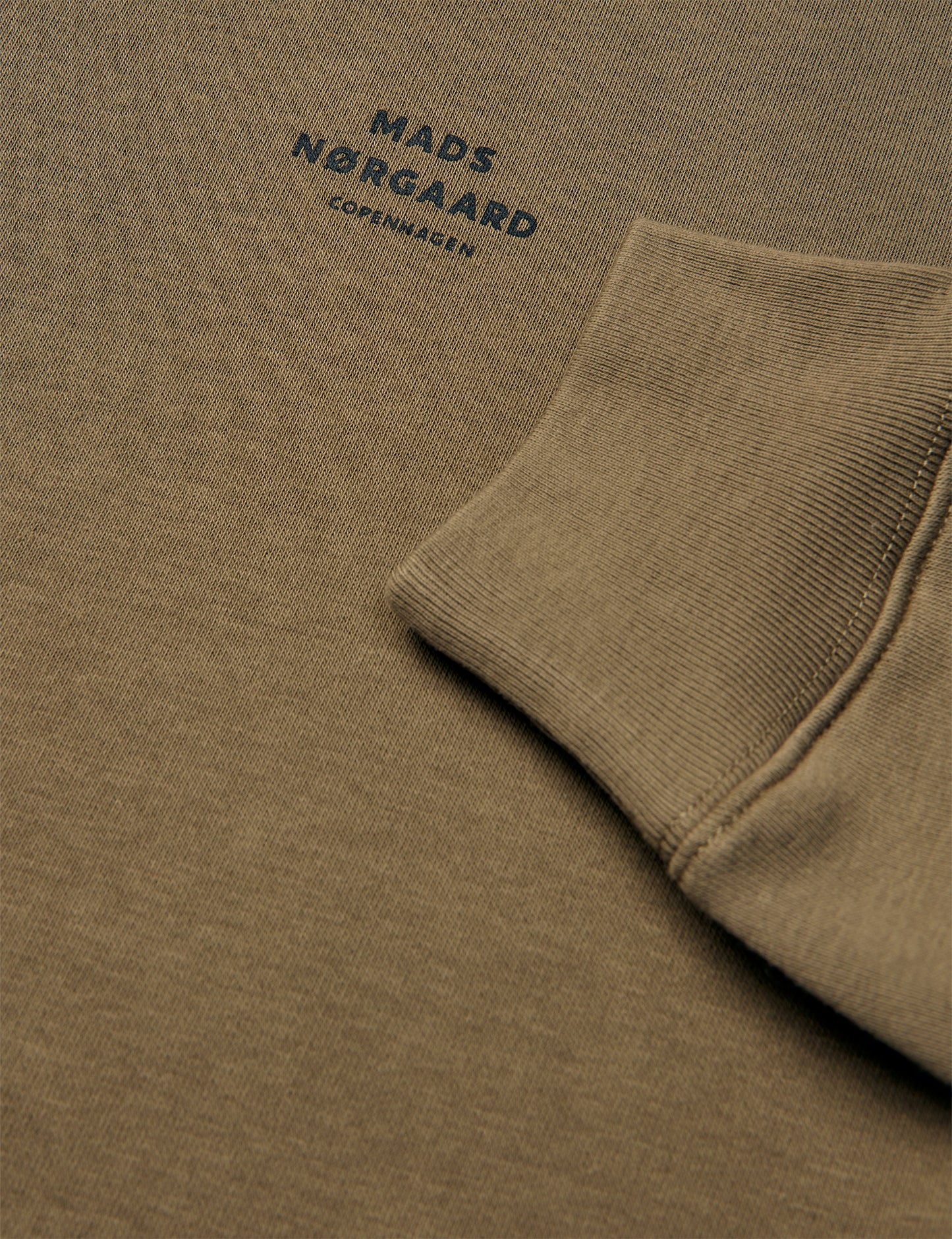 Standard Crew Logo Sweat, Tarmac