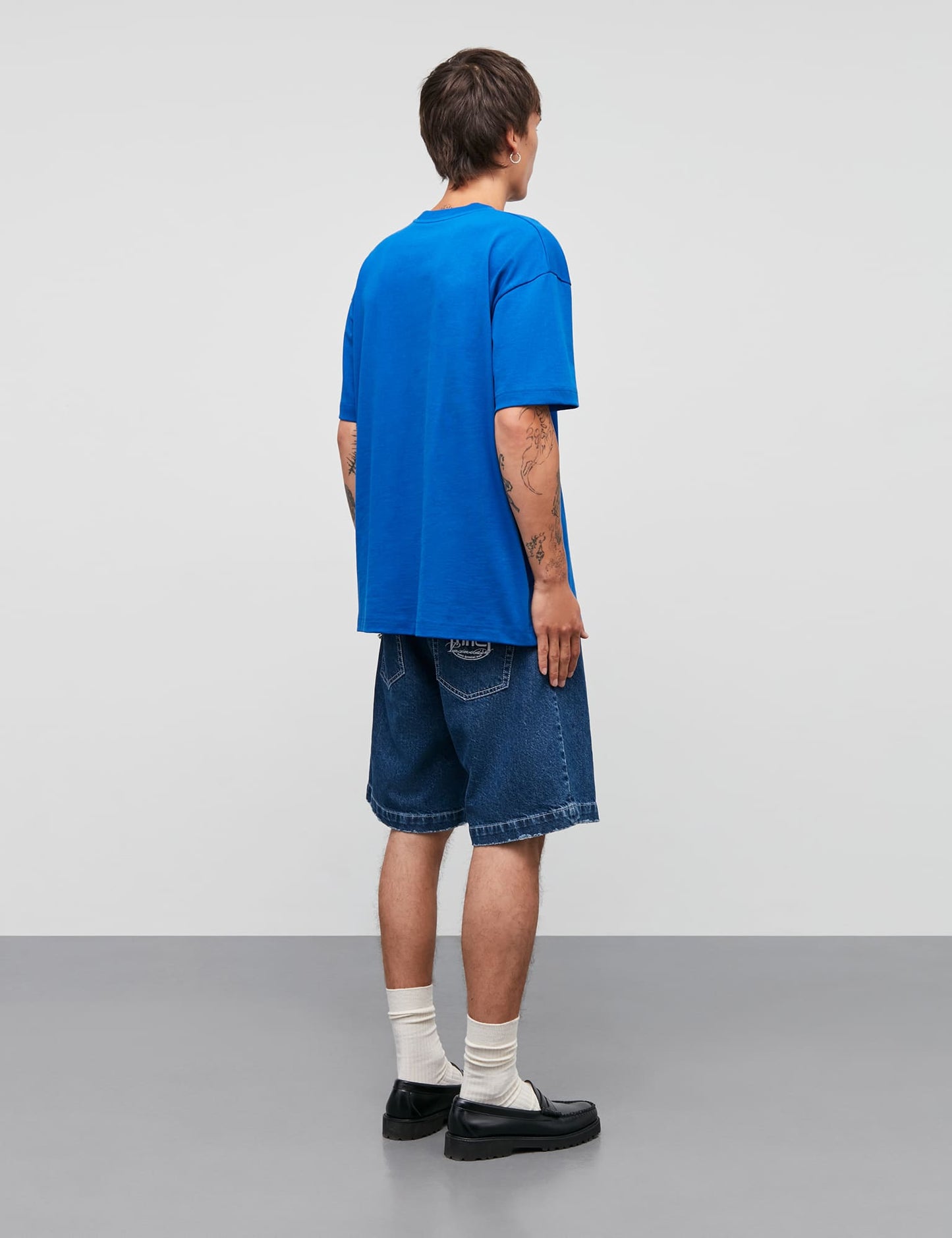 Open-End MNC Paradise Big Tee, Surf The Web