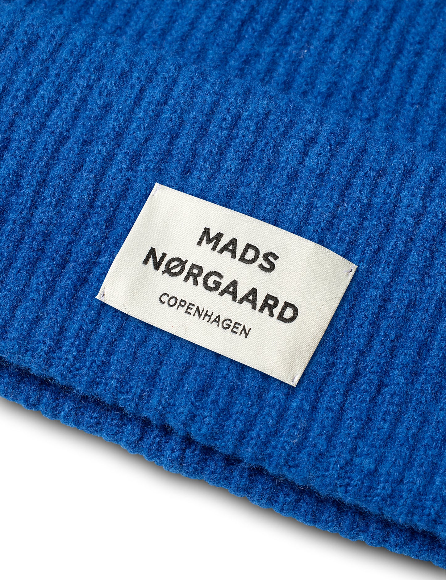 Tosca Anju Hat, Surf The Web
