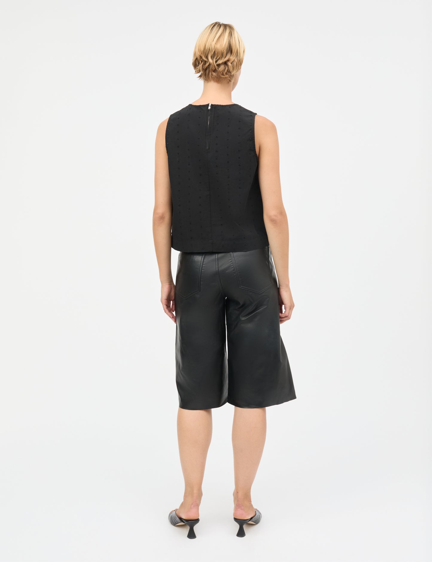 Broda Taby Top, Black