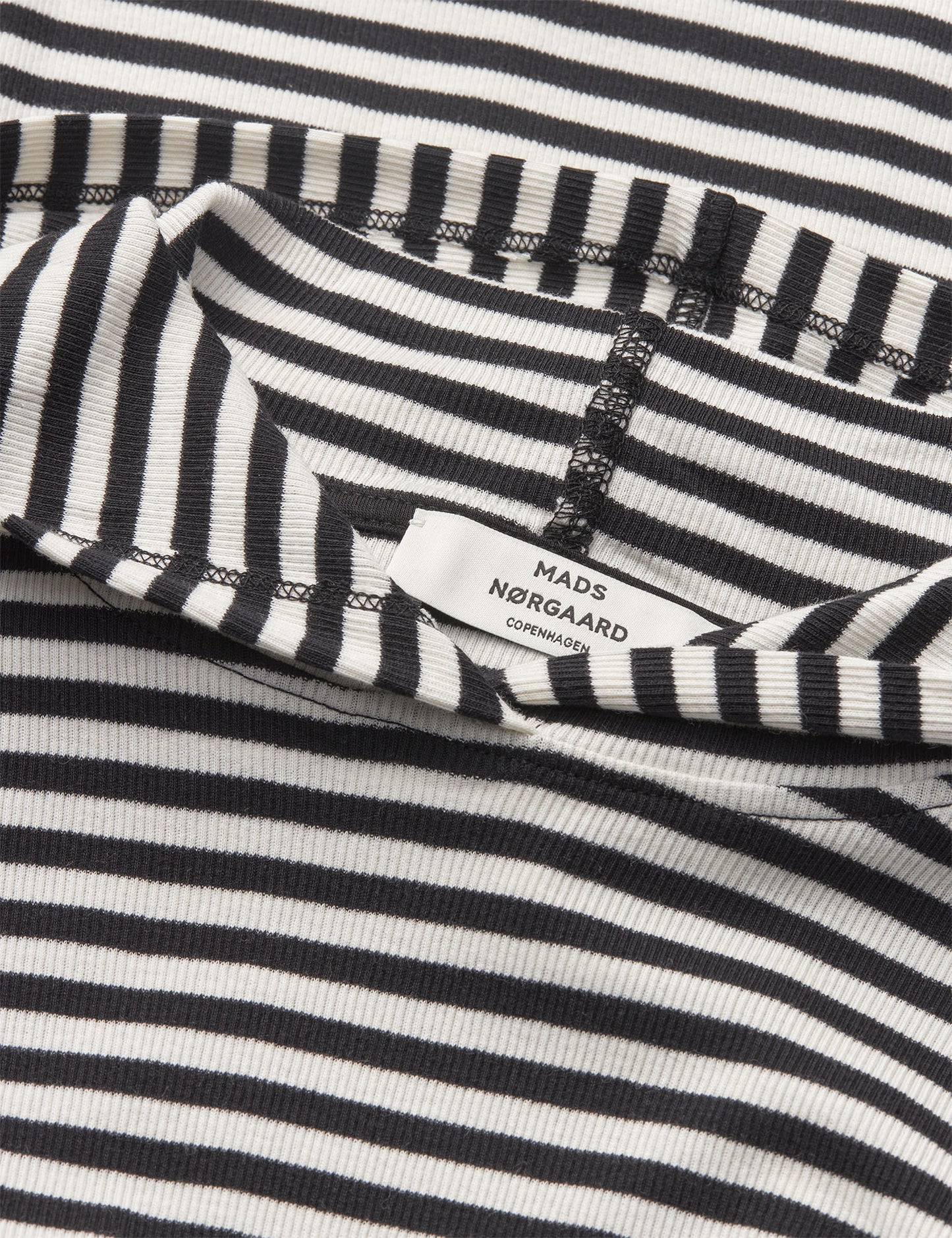2x2 Cotton Stripe Tutti Hood, Black/Vanilla Ice