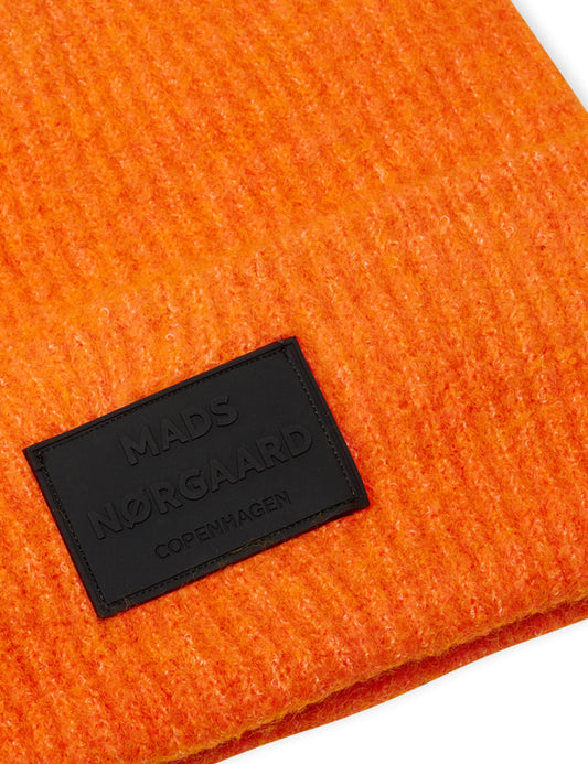 Tik Stok Anju Hat, Orange Clown Fish