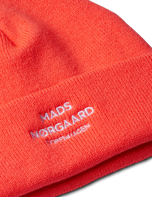 Isak Logo Ambas Beanie, Orange Clown Fish