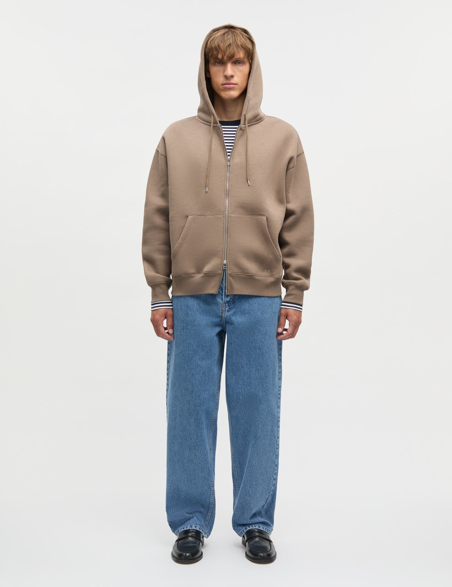 Standard Luka Hoodie Zip Sweat, Walnut
