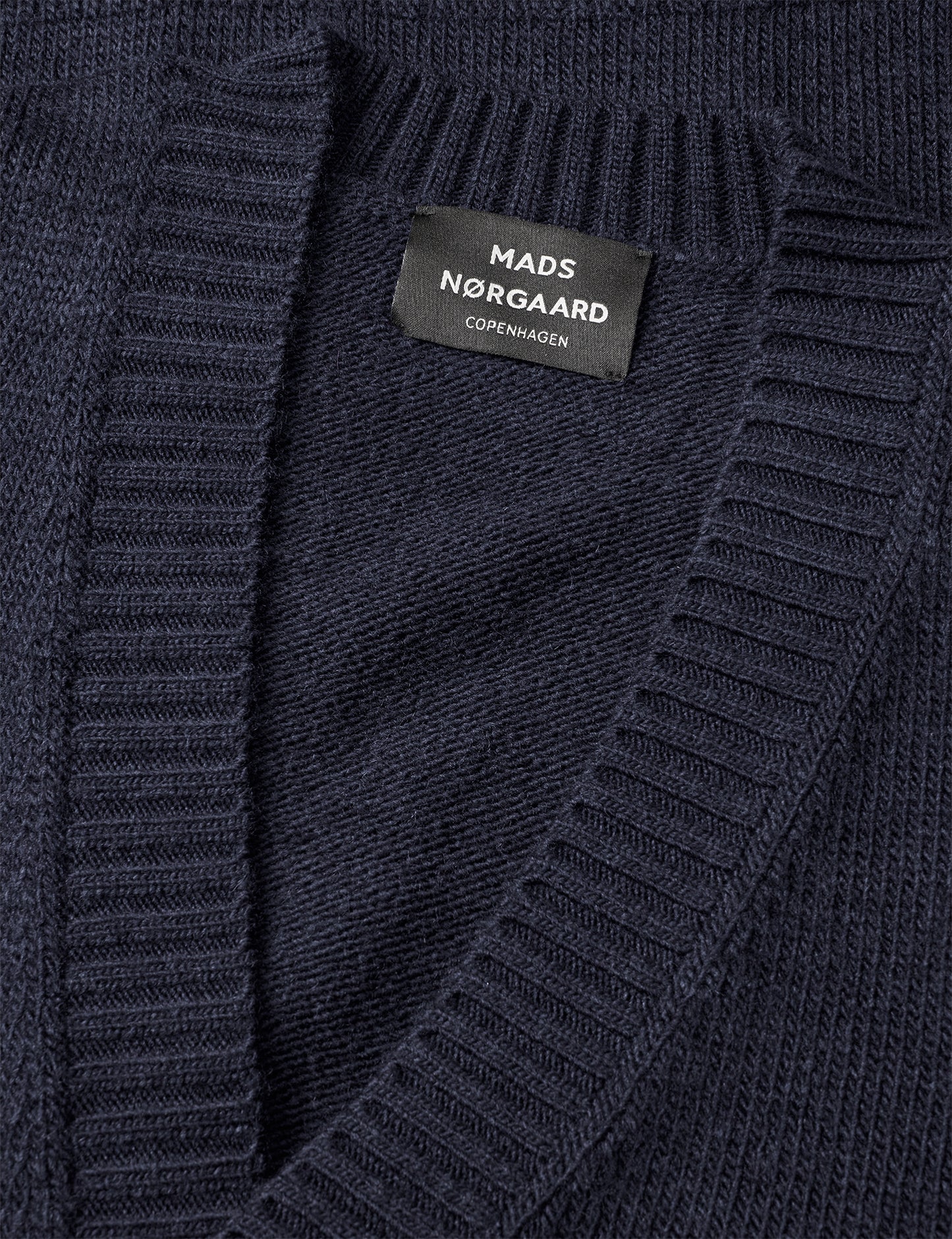 Soft Yarn Vilhelm Cardigan Knit, Parisian Night