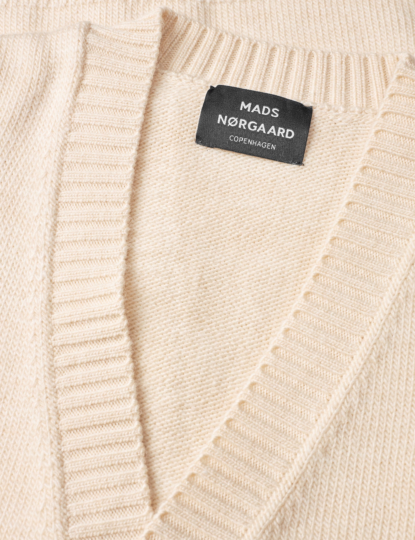 Soft Yarn Vilhelm Cardigan Knit, Seedpearl