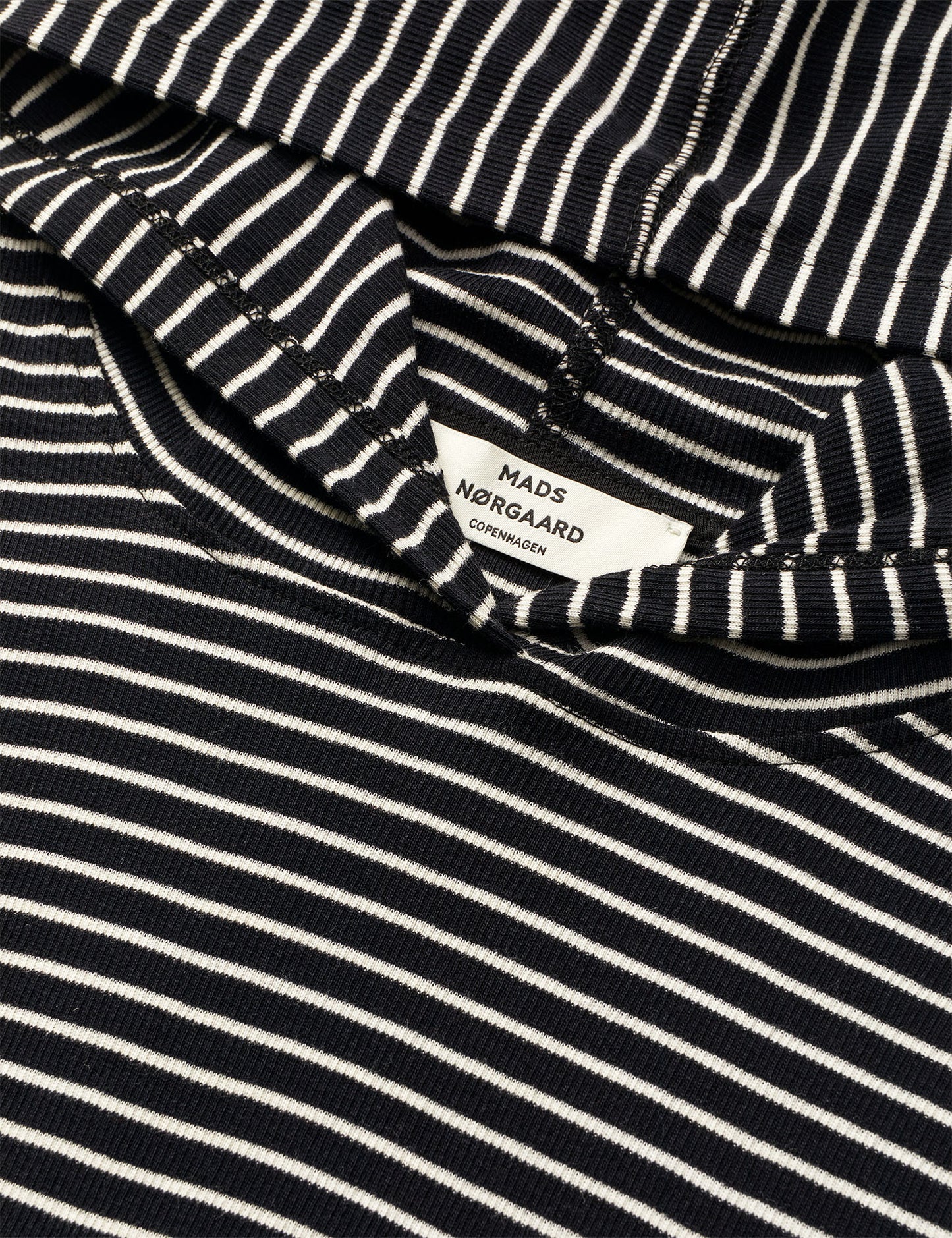 2x2 Cotton Stripe Tutti Hood, Black/Vanilla Ice
