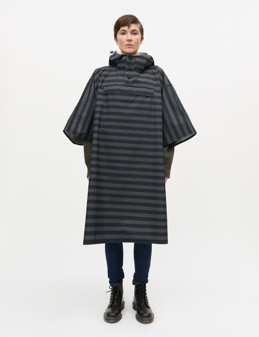 Rainy Scape Cape, Stripe AOP/Black
