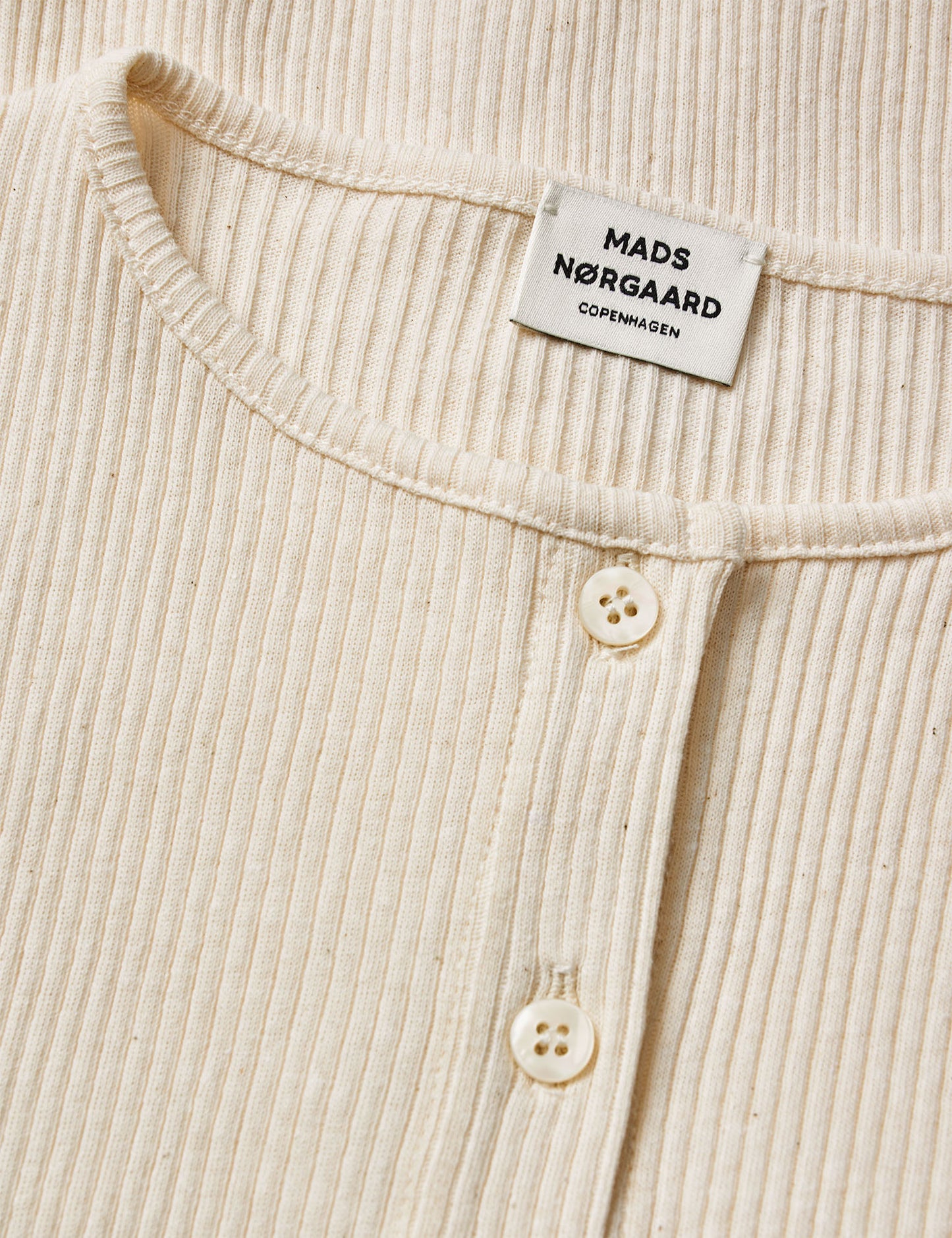 4x2 Teco Casandrina, Almond Oil