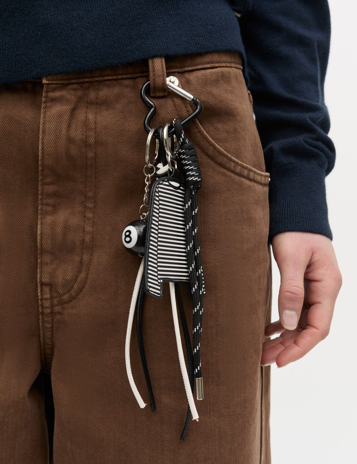 MN Stripe Tee Keychain, Black/White