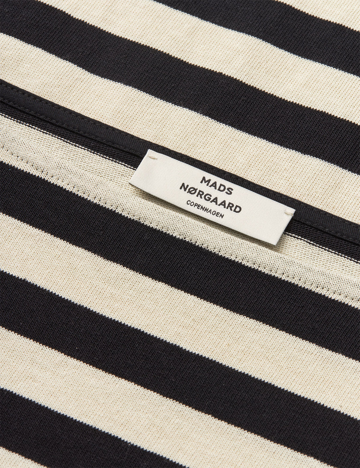 Pablo Gabi Tee LS, Vanilla Ice/Black